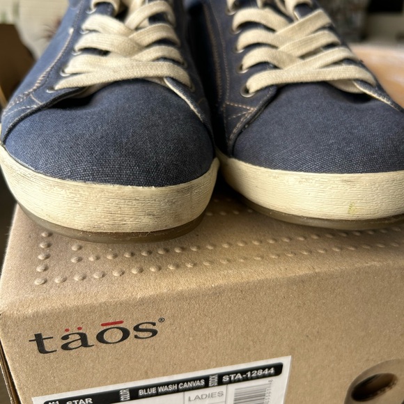 Taos Blue Canvas Sneakers - Picture 3 of 10